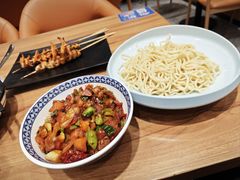 -西部马华清真兰州牛肉面·烧烤夜市(关东店)