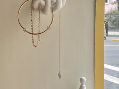-LADY FAFA(巨鹿路陕西南路路口店)