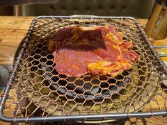 -青古韩式炭火烤肉店