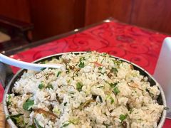 -侬佳蒸菜馆(听潮店)