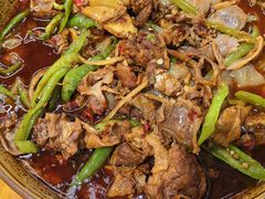 -一品红烧鸭特色川菜(三岔湖店)