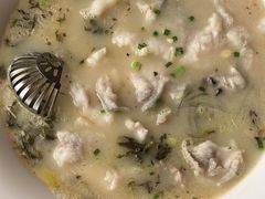 -严记小天府酸菜鱼(西四路店)