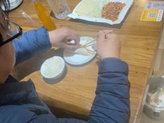 -东来菜馆•手抓海鲜家常菜•海鲜锅贴(鸽子窝店)