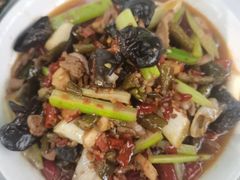 -金水泊山庄·花椒鸡(铁山坪店)