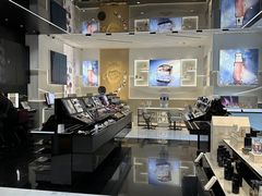 -Dior迪奥(上海世茂广场店)