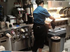 -麦当劳(华融店)