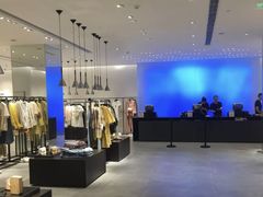 -URBAN REVIVO(七宝领展广场店)