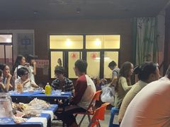 -老东镇啤酒屋海鲜加工·蒸汽海鲜·海鲜烧烤(台东店)