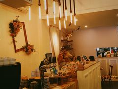 -FLOVIE FLORIST CAFE