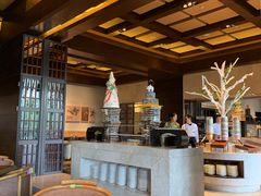 靠窗位-大理实力希尔顿酒店•香全日制餐厅