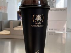 -喜茶(迪士尼小镇·平行宇宙店)