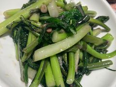 -黄泥岗·地道湖北菜(奥特莱斯店)