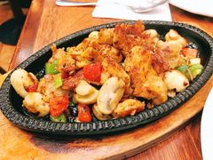 -玛格萝妮比萨屋(四平店)