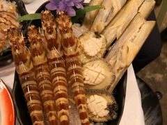 -鲜入围煮花胶鸡海鲜火锅