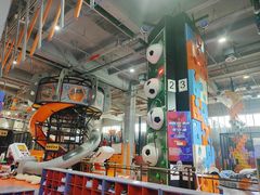 -嗨翻Hi-Fun竞技主题乐园·蹦床亲子生日轰趴(国光1937店)