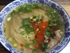 -陇上全荟兰州传统牛肉面(延吉路店)