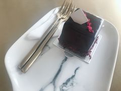 -UNI UNI(环亚凯瑟琳店)