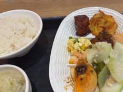 -大食代美食广场(上海中心店)