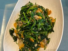 毛蚬肉拌菠菜-渔公码头·九龙湾国际饭店
