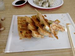 -赵奶奶水饺锅贴小酒馆(丁字沽店)