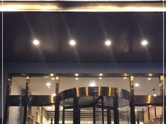 -西安大雁塔科技大学地铁站亚朵酒店