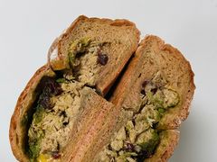 -七叔是岛民(花基新村店)