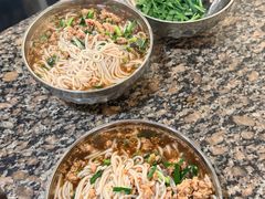 -正宗杨记普洱酸醋米线(总店)