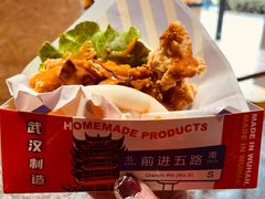 脆鸡肉夹馍-前进5路汉堡炸鸡(汉街skp店)