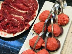 -名门潮牛·鲜牛肉海鲜火锅.烧烤自助餐厅(诚丰广场店)
