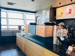 -星巴克(浦东机场T1国际27号口店)