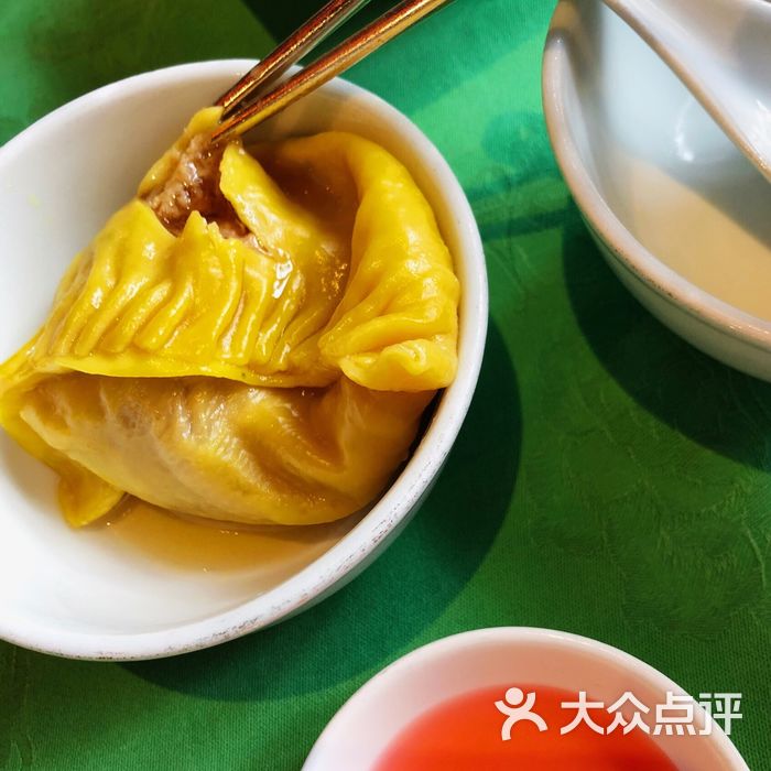 s_4907           大韩的美食世界           企鹅爱吃小笼包