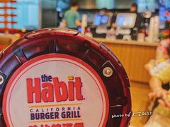 -The Habit Burger Grill 哈比特汉堡(爱琴海店)