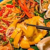我们点了招牌的簸箕宴 某众上还是挺便宜的 -