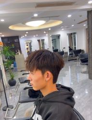 -尤司男士国潮理发馆
