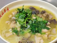 -文山荷鲜居(翠湖店)