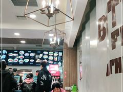 大堂-魏家凉皮(铜锣湾店)