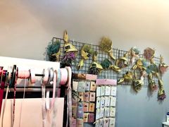 -何兮花店·气球派对鲜花店(马桥银春路万科城店)