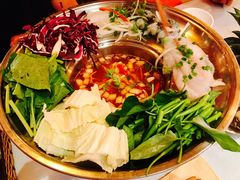 -Lanterns Vietnamese Restaurant