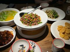 -新白鹿餐厅(滨江银泰店)