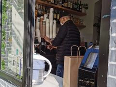 -WOW coffee