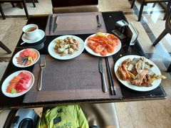 -大中华希尔顿酒店-念自助餐·海南美食·三文鱼