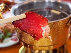 -周老三跷脚牛肉·全牛火锅(非遗传承店)