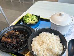 -老娘舅餐厅(黄龙体育中心店)