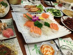 -青瓦餐厅·生鱼片·韩园烤肉(西塔店)