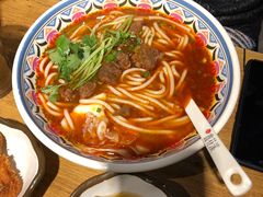 -鑫花溪牛肉米粉(人民广场店)