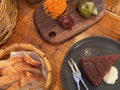苹果派-羽深肉铺 Steak & Wine