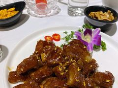 -铜锣湾·有麝自然香(渝北财富中心店)