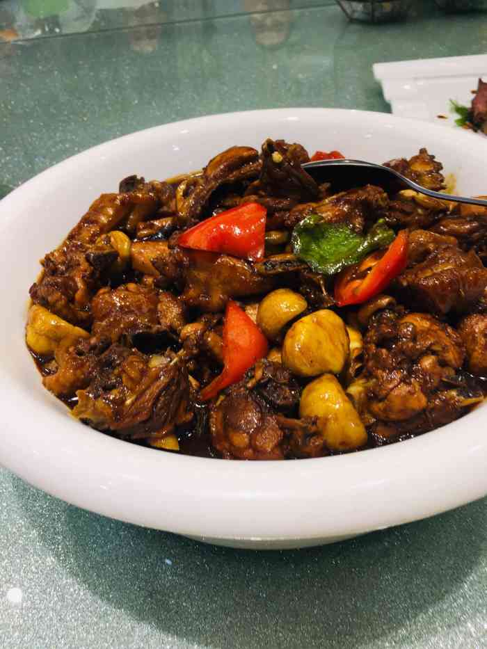 华源大酒店(东虹东路店)-"年年年夜饭都是这里,门口比较方便停车,不.