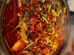 -鸣记脆皮烤鱼·海鲜烤鱼(三八广场店)