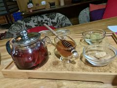 -蜜蜂家的红茶馆(华府店)